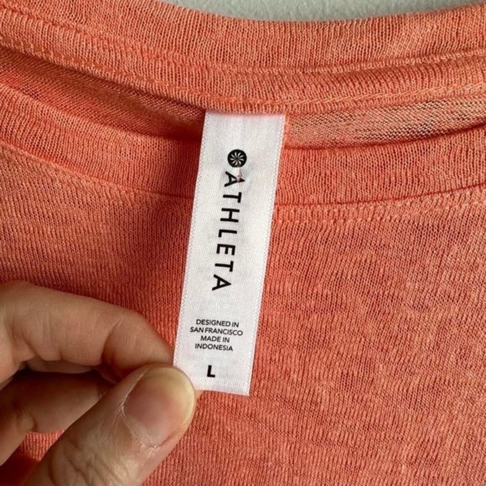 ATHLETA Island Coral Release‎ Short Sleeve Ladies Athletic Workout Tee, L - Picture 2 of 4